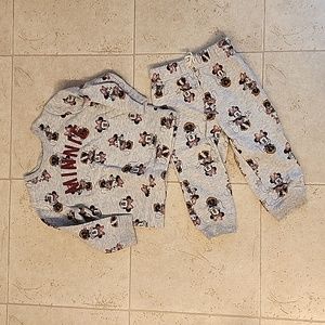 Minnie mouse sweat outfit